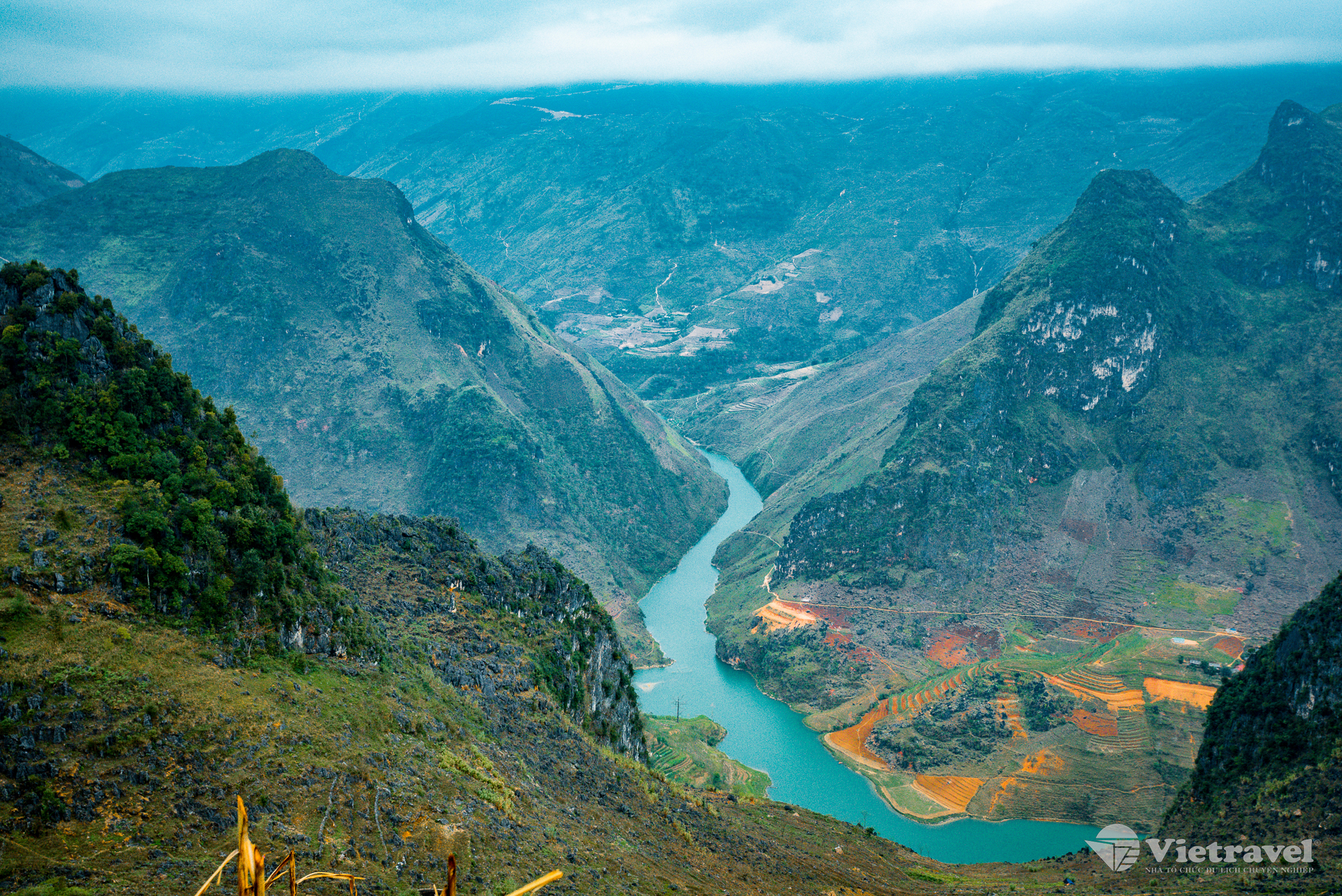 Vietravel - Hành Trình Du Lịch Xanh Cùng Vietravel – Kết Nối Thiên Nhiên & Bảo Tồn Bản Sắc